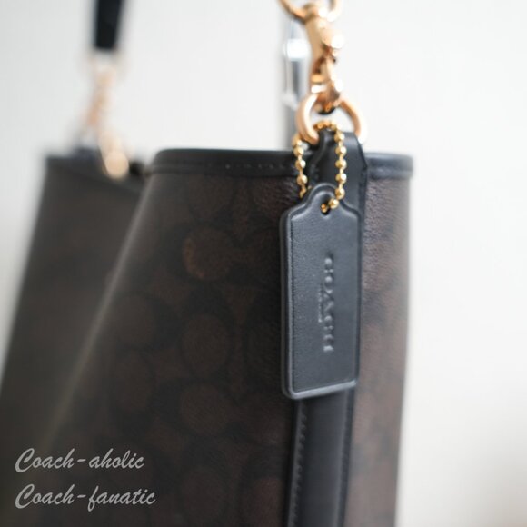 NWT Coach CT802 City Large Bucket Bag In Signature Canvas Gold/Walnut/Black - Picture 6 of 9